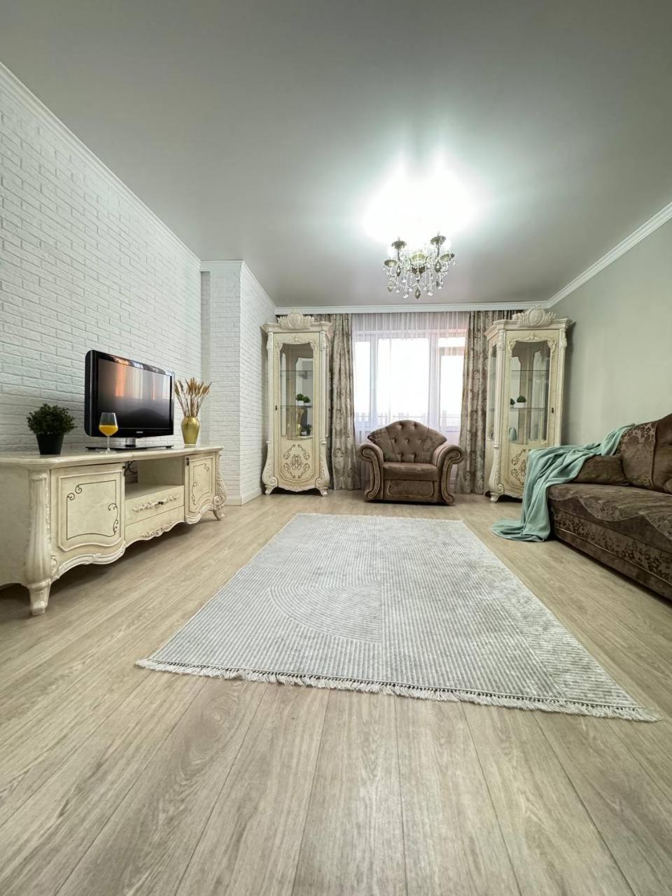 Сарыарка, 31 Lejlighed Karagandy Eksteriør billede
